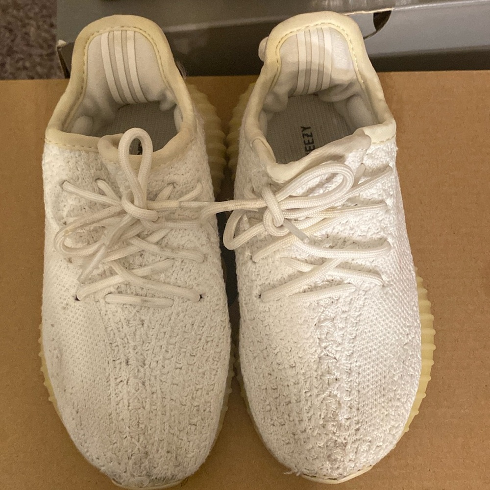 Yeezy Boost 350 V2